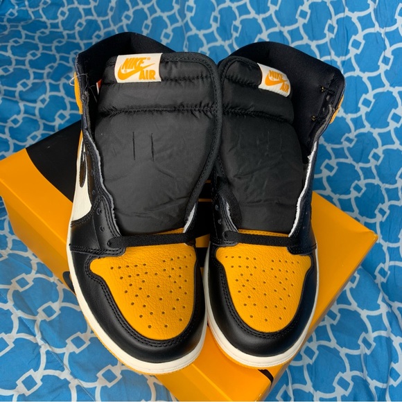 Nike Air Jordan 1 high Men’s size 7 Yellow toe retro og black taxi rare sneakers - Picture 5 of 8